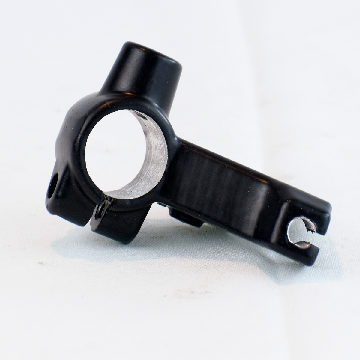 HANDLE CLUTCH YOKE